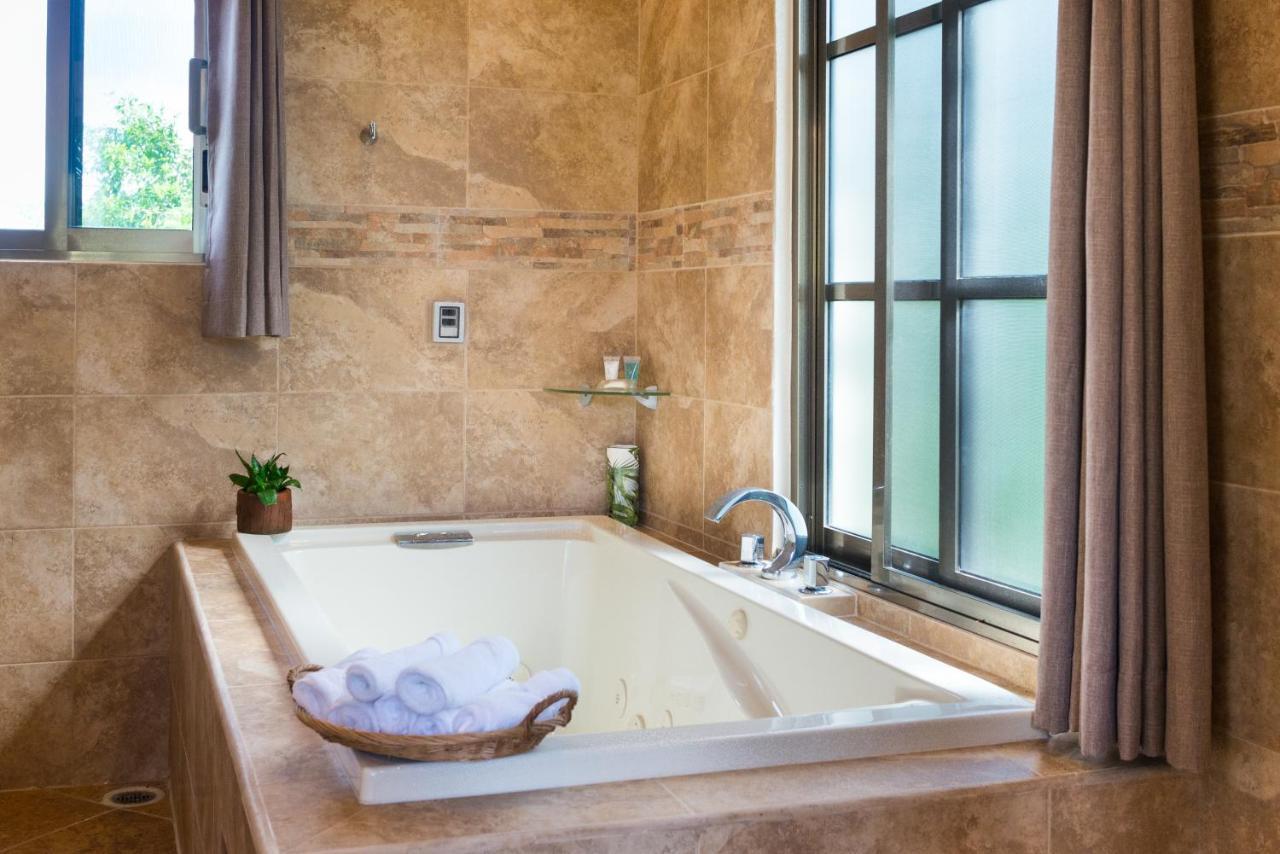 Alamos Inn Hotel Con Jacuzzi Y Piscina 칸쿤 외부 사진