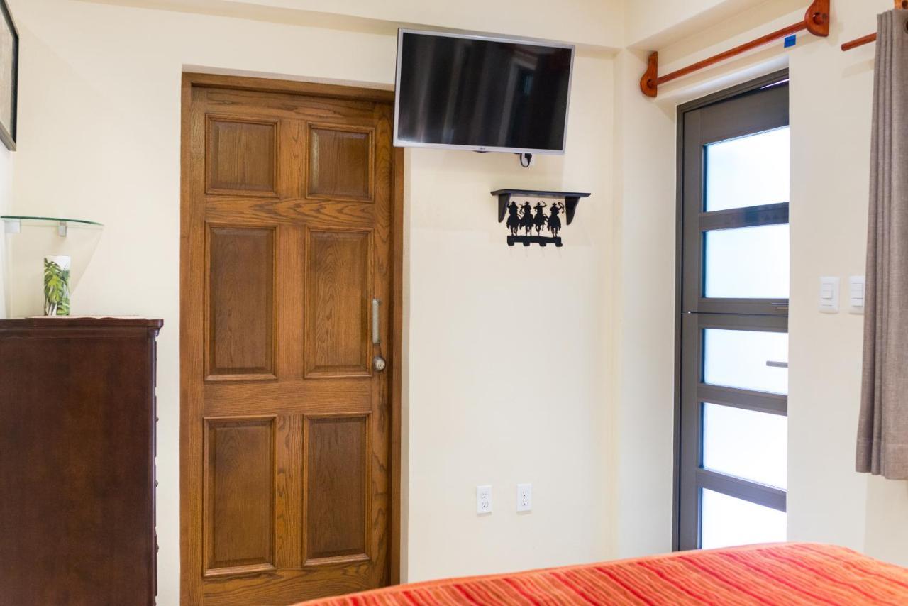 Alamos Inn Hotel Con Jacuzzi Y Piscina 칸쿤 외부 사진