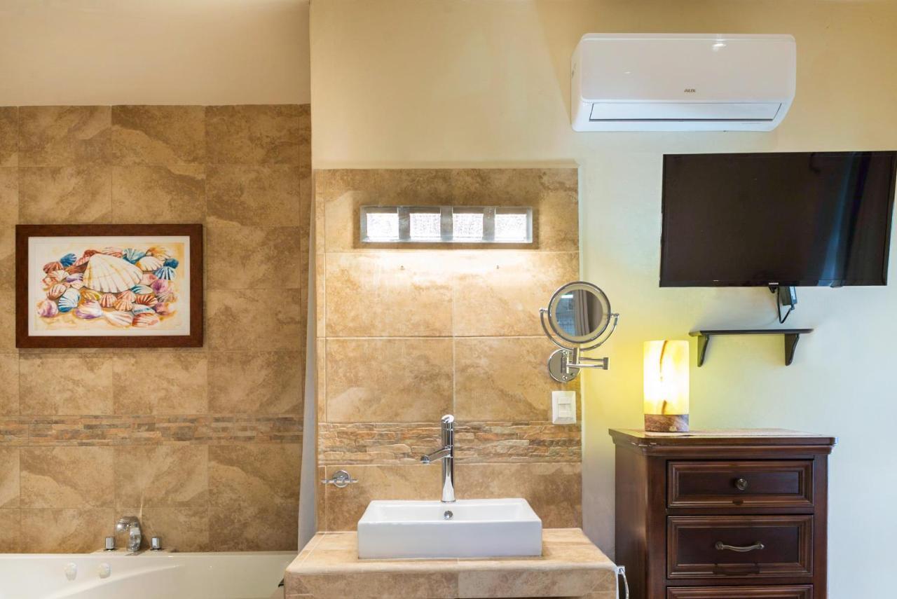 Alamos Inn Hotel Con Jacuzzi Y Piscina 칸쿤 외부 사진